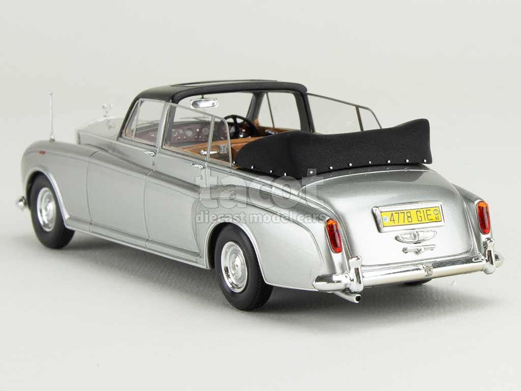 105672 Rolls-Royce Phantom VI Landaulette 1972