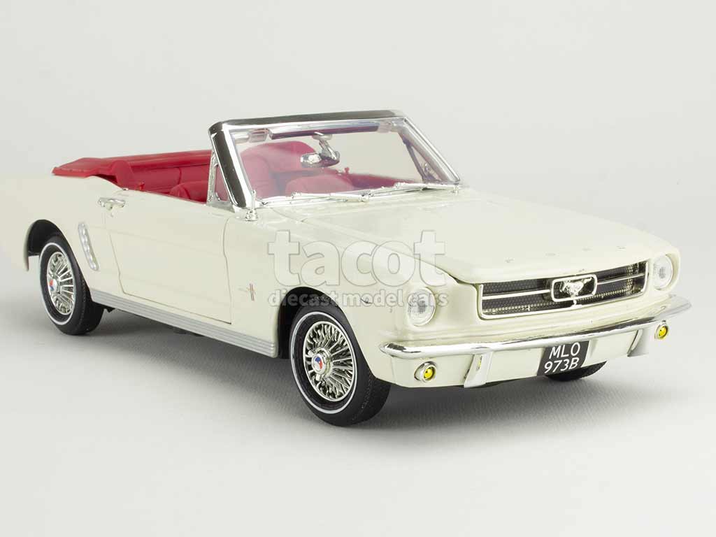 105684 Ford Mustang Cabriolet 1964