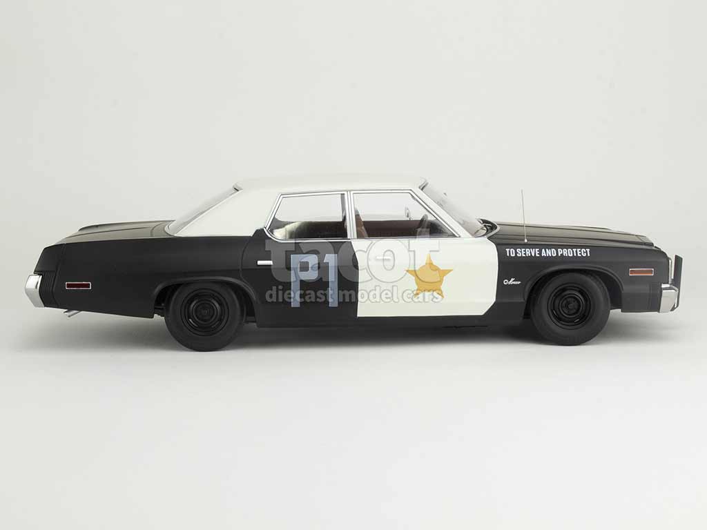 105699 Dodge Monaco Police 1974