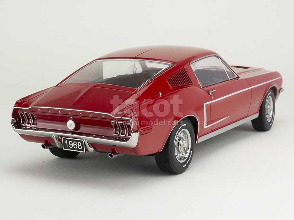 105700 Ford Mustang GT Fastback 1968