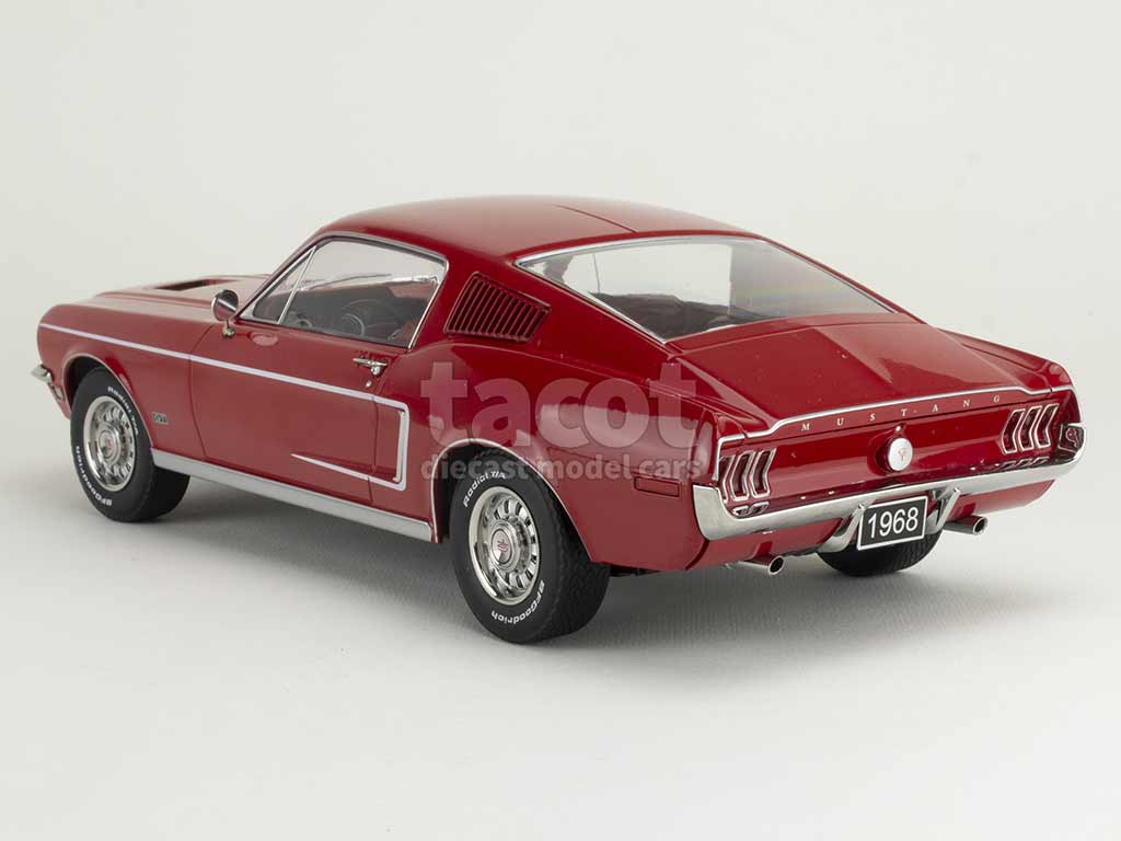 105700 Ford Mustang GT Fastback 1968