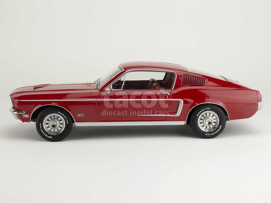 105700 Ford Mustang GT Fastback 1968