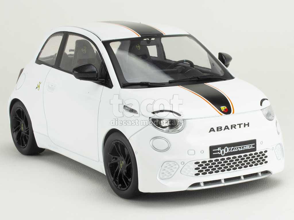 105749 Fiat 500e Abarth 2024