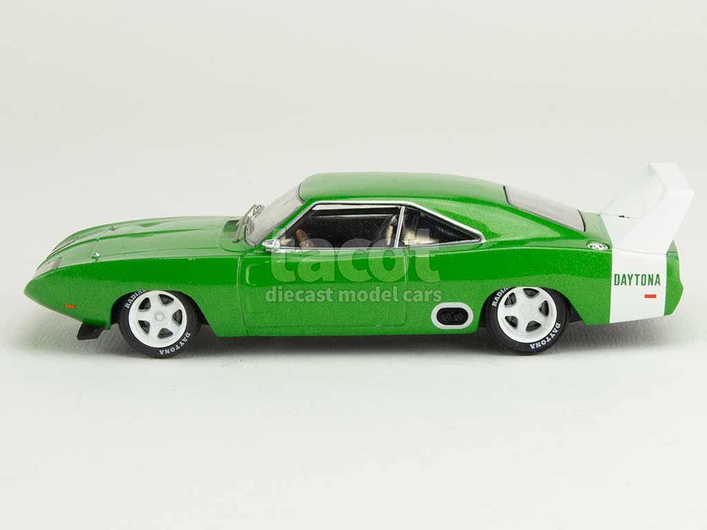 105759 Dodge Charger Daytona 1969