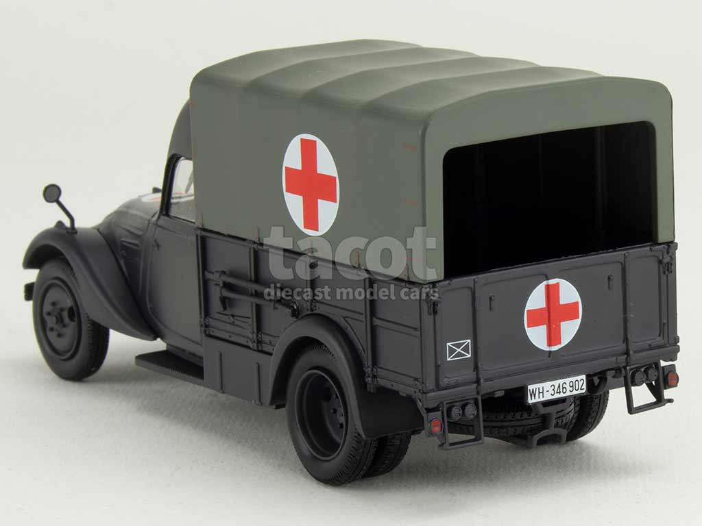 105771 Peugeot 1.2T Typ DK 5J Ambulance Militaire 1941