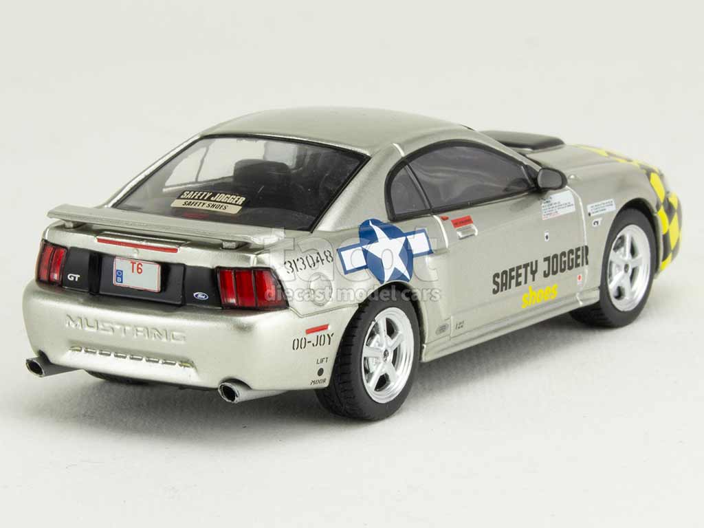 105779 Ford Mustang GT Coupé Safety Jogger 2003