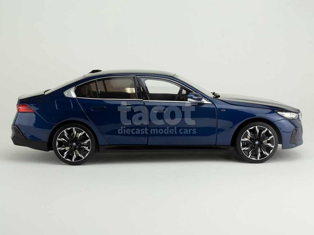 105803 BMW i5 M60 2023