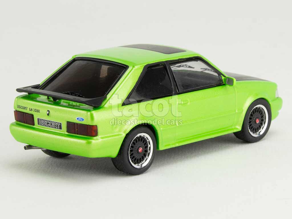 105867 Ford Escort XR3i MKIV 1990