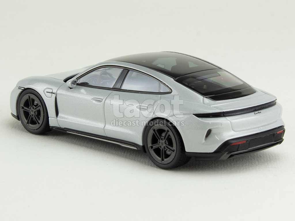 105870 Porsche Taycan Turbo 2024