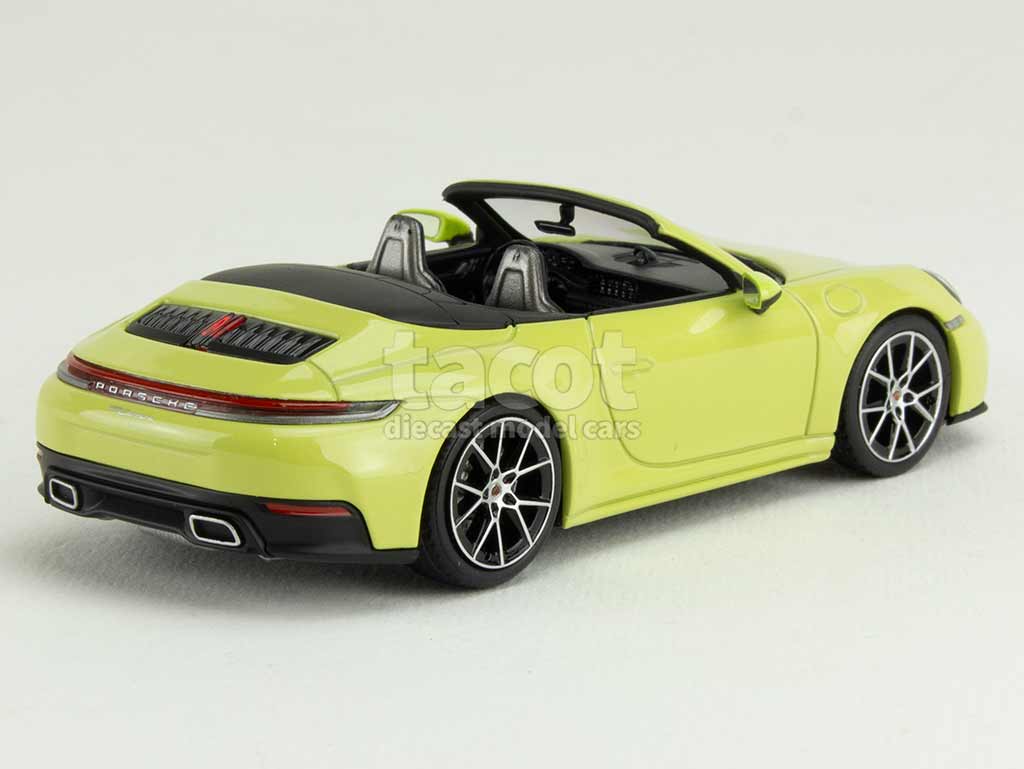 105872 Porsche 911/992 Carrera Cabriolet 2025