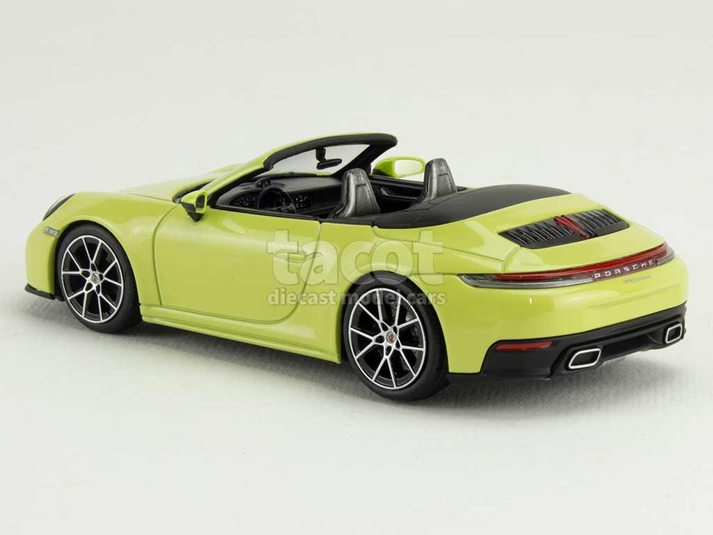 105872 Porsche 911/992 Carrera Cabriolet 2025