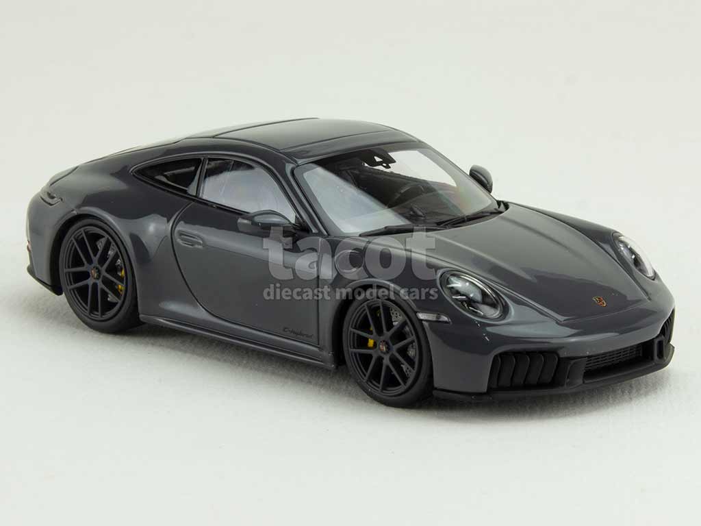 105876 Porsche 911/992 Carrera GTS 2025