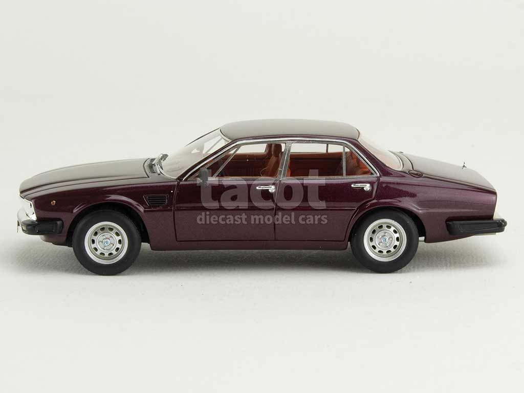 105886 De Tomaso Deauville Series 2 1978