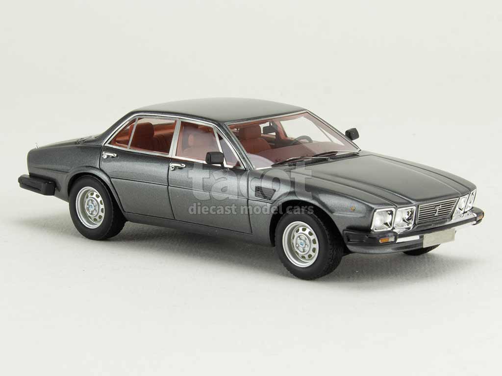 105887 De Tomaso Deauville Series 2 1978