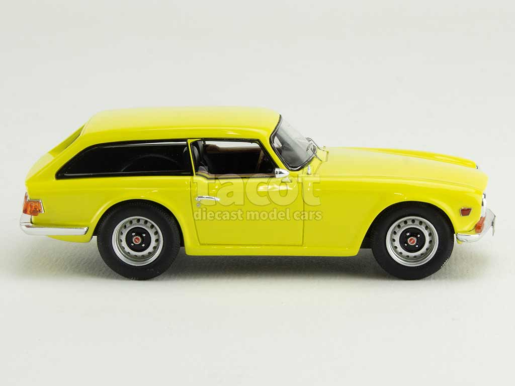 105891 Triumph TR6 Shooting Brake 1974