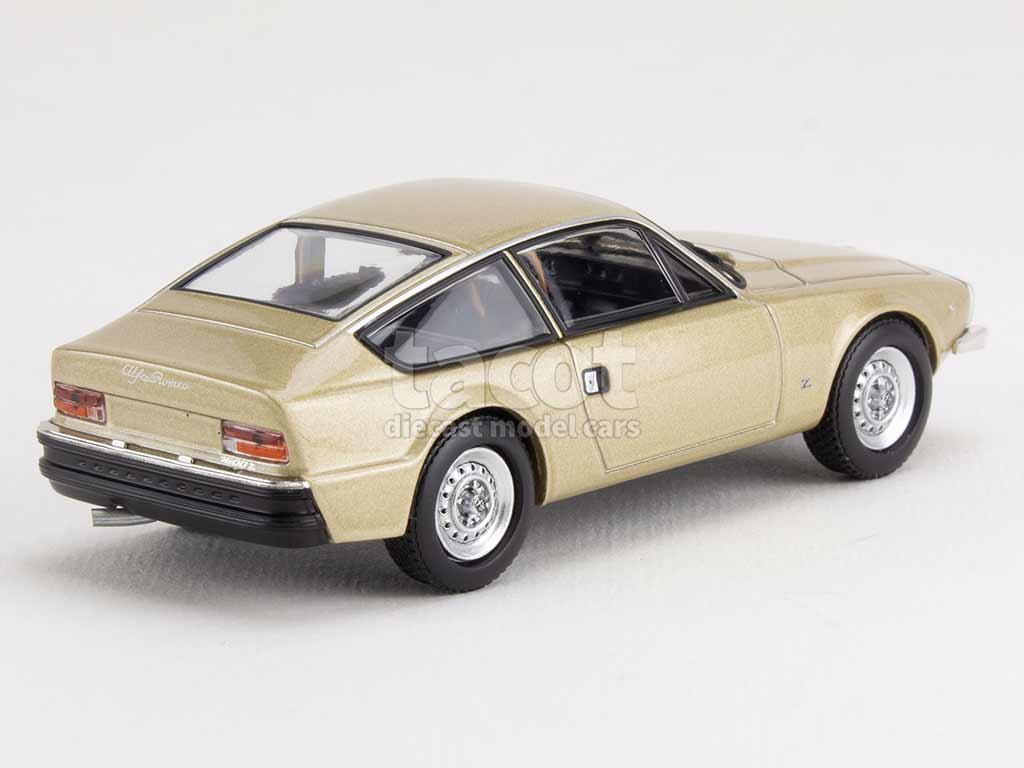 105892 Alfa Romeo 1600 Junior Z 1972