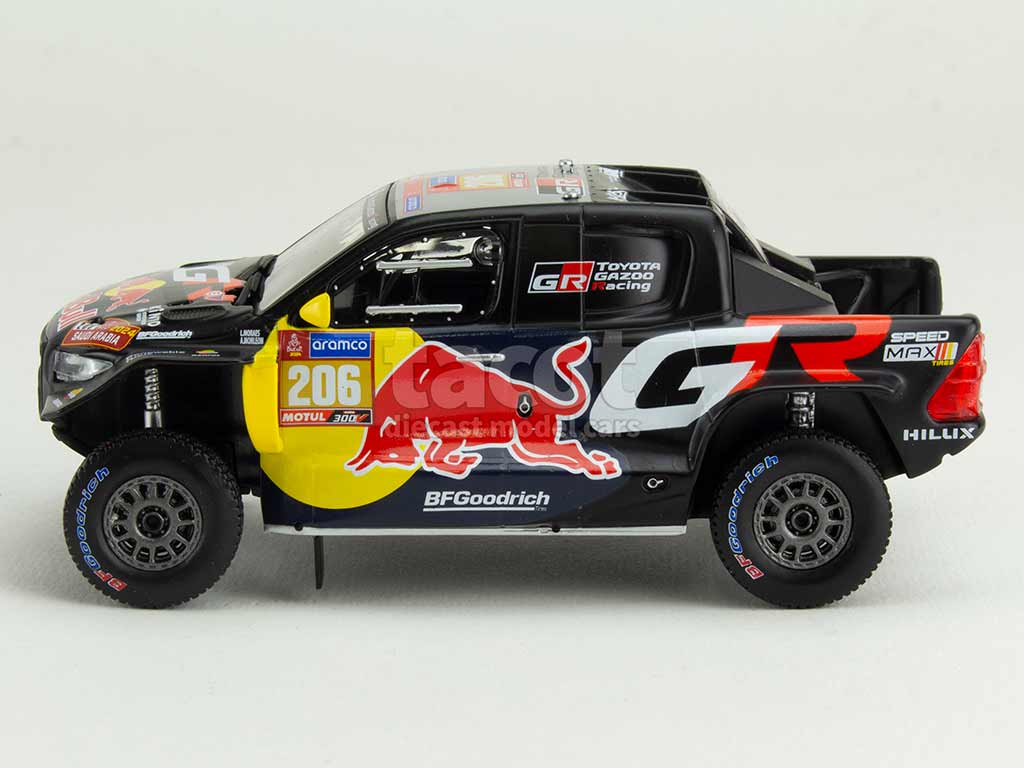105913 Toyota Hilux Evo T1U GR Dakar 2024