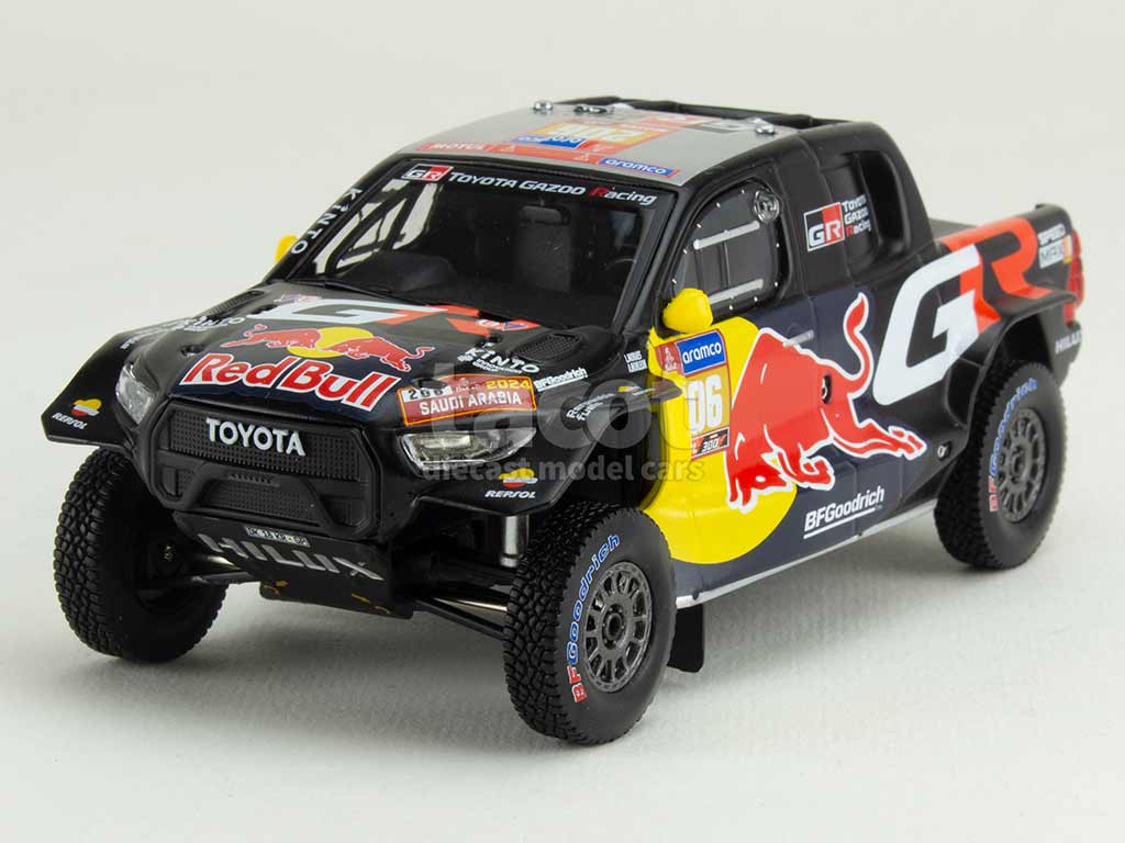 105913 Toyota Hilux Evo T1U GR Dakar 2024