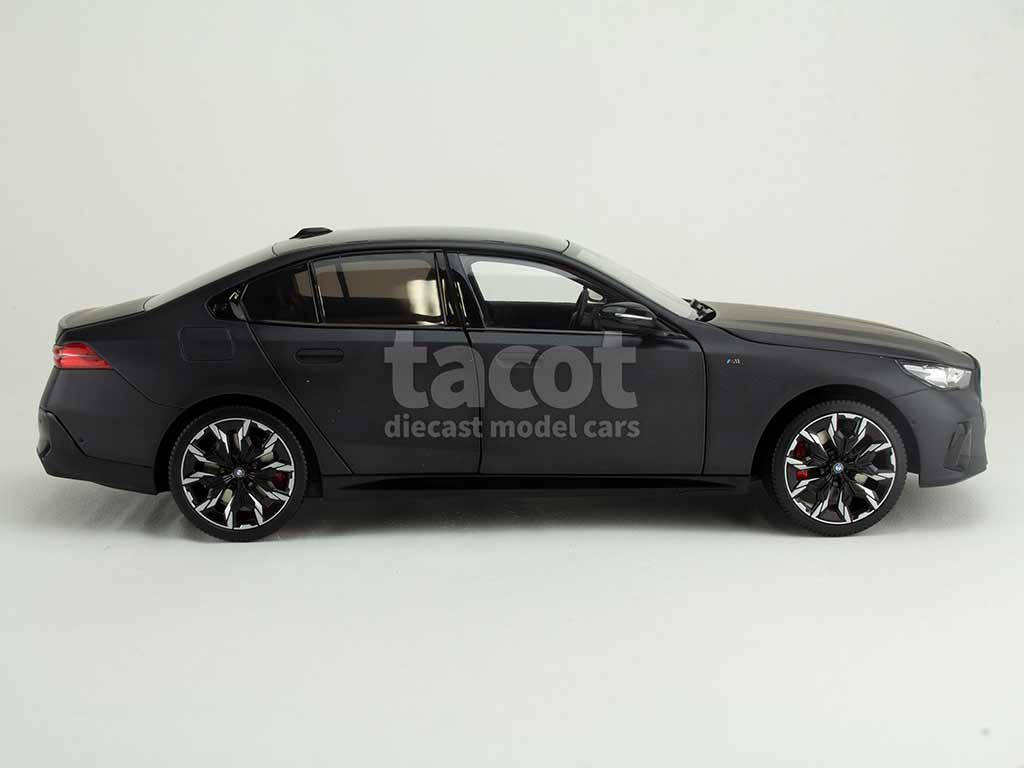 105918 BMW i5/ M60 2023