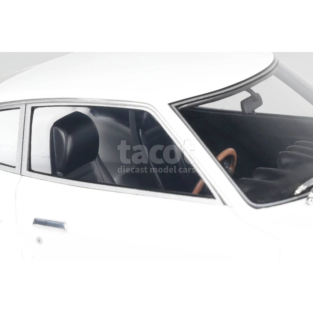 105922 Nissan Fairlady Z Pandem 2015