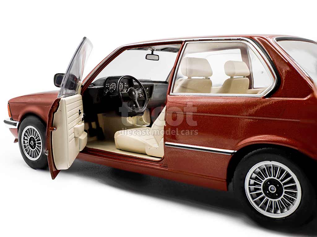 105948 BMW 323i/ E21 1980