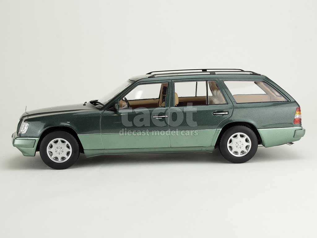 105979 Mercedes E Class T-Model/ S124 1995