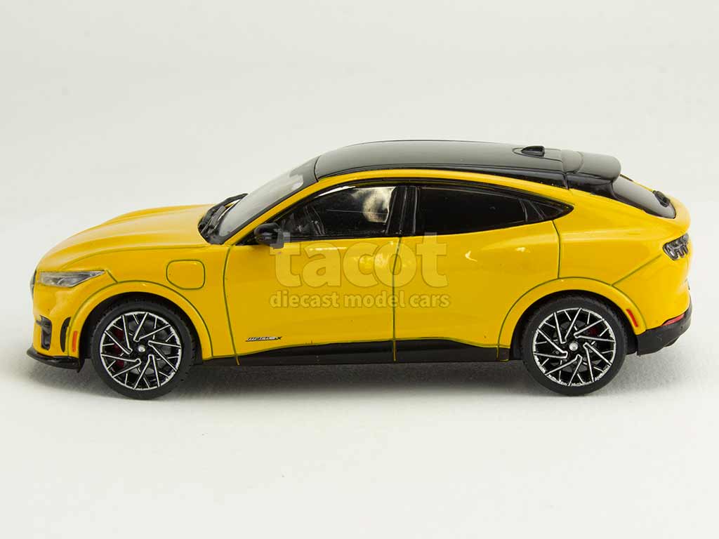 106006 Ford Mustang Mach-e GT 2021
