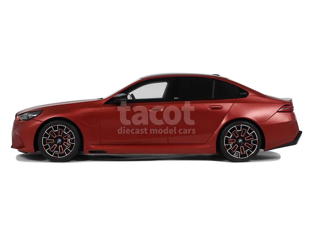 106037 BMW New M5 Peable Beach/ G60 2025
