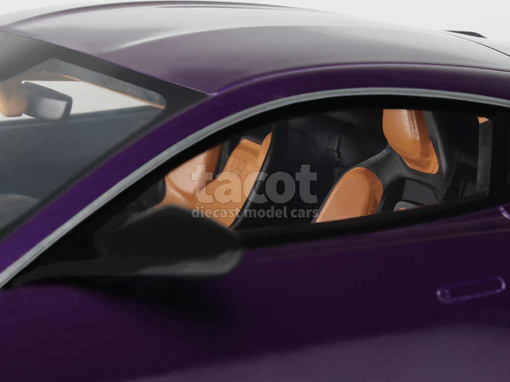 106038 Aston Martin Valour 2023