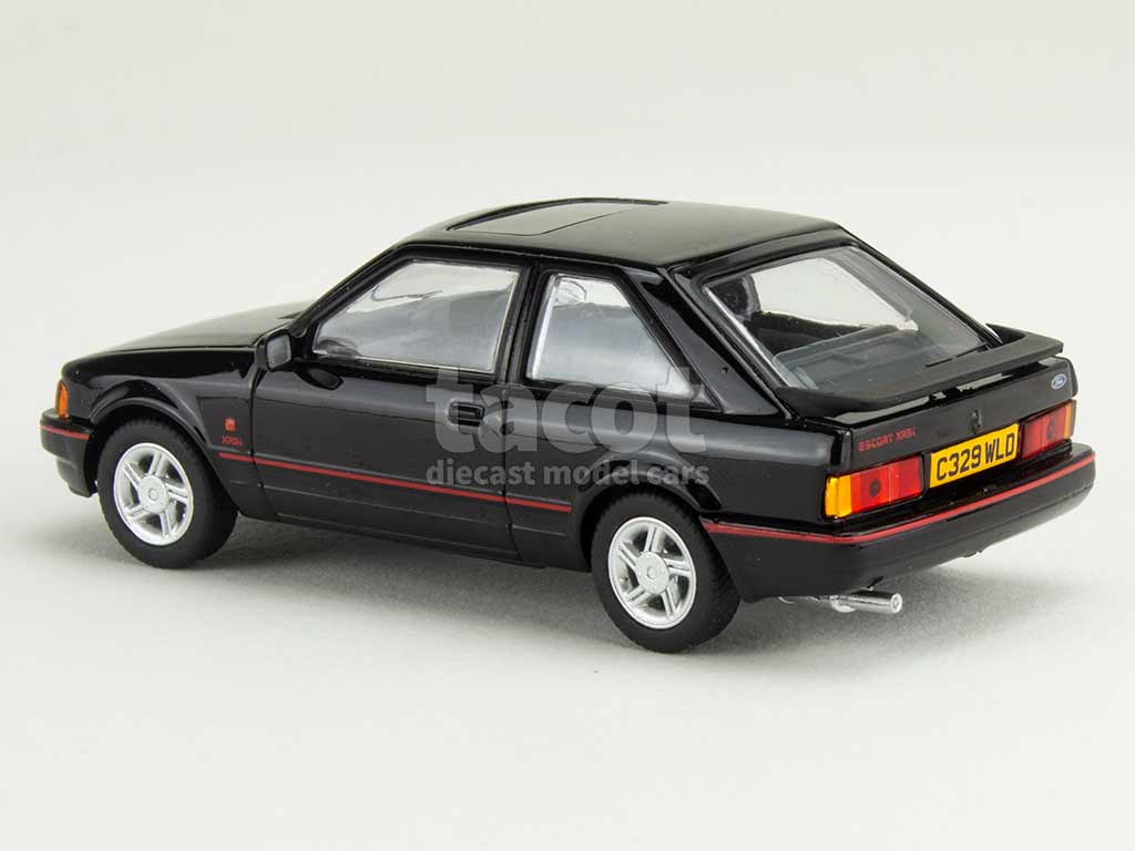 106066 Ford Escort MKIV XR3i 1986