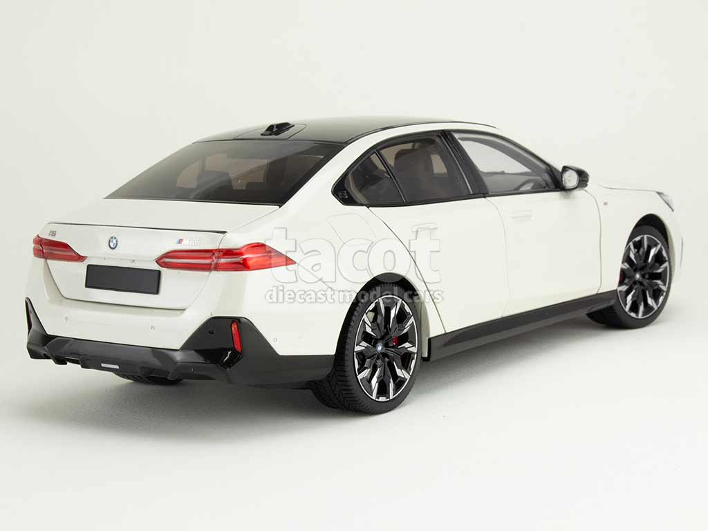 106073 BMW i5/ M60 2023