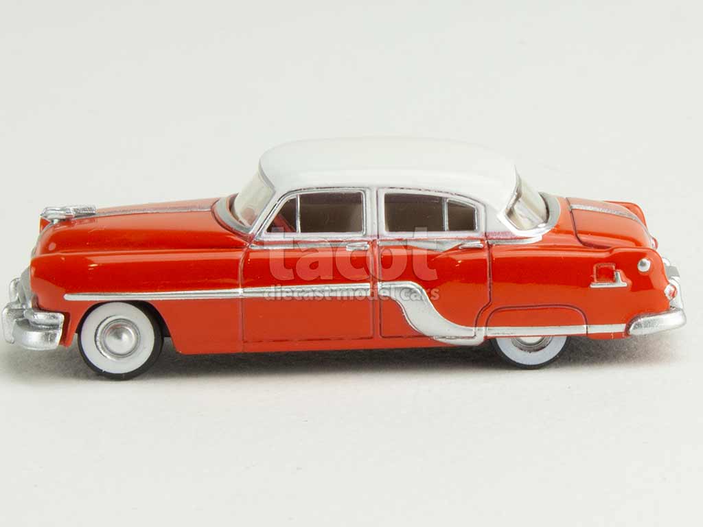 106156 Pontiac Chieftain 4 Doors 1954