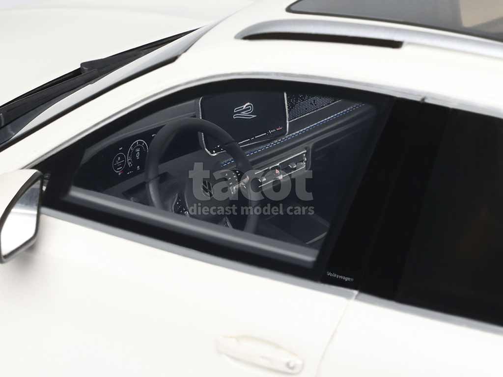 106226 Volkswagen New Tiguan E-TSI R Line 2024