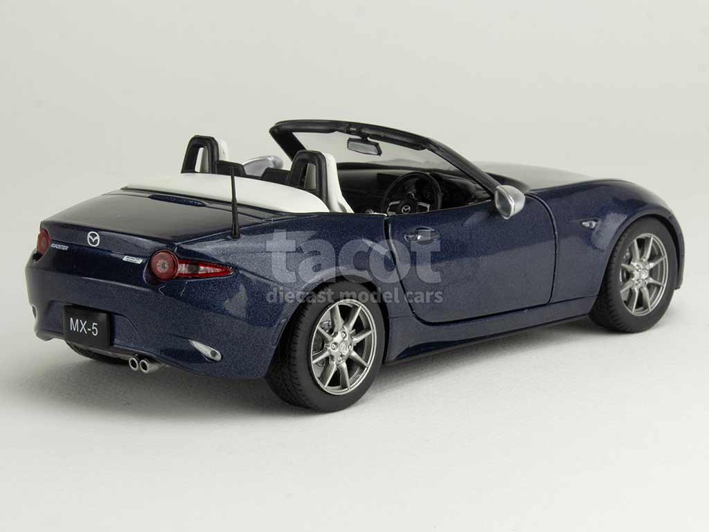 106253 Mazda MX-5 Roadster 2015