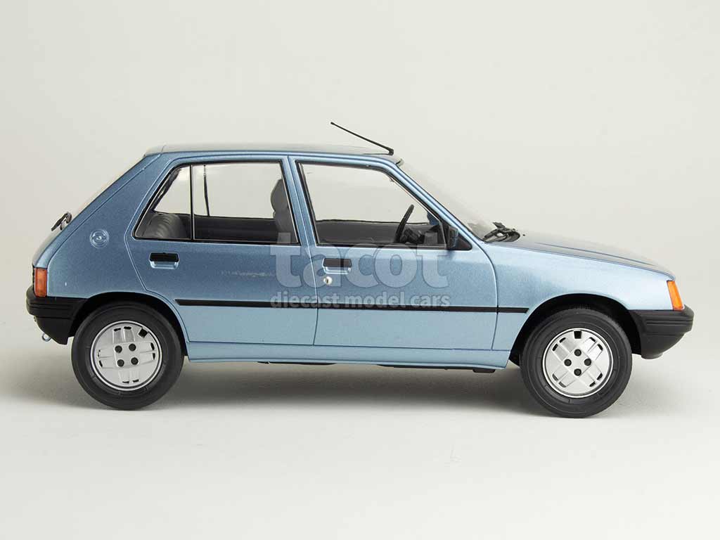 106266 Peugeot 205 GR 5 Doors 1987
