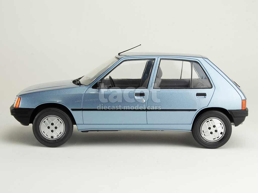 106266 Peugeot 205 GR 5 Doors 1987