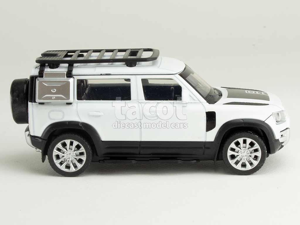 106279 Land Rover Defender 110