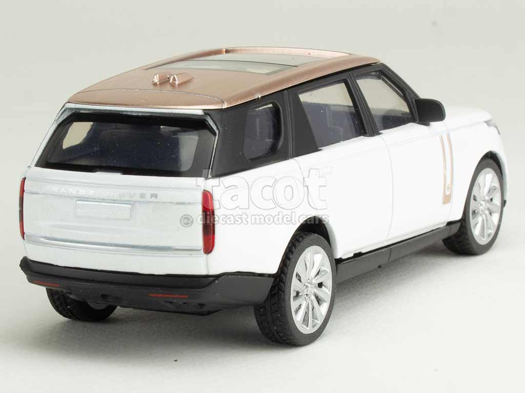 106281 Land Rover Range Rover SV 2022