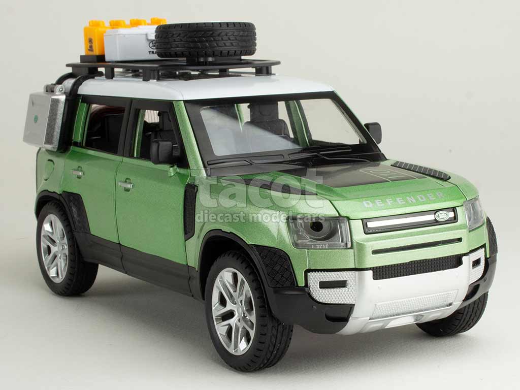 106282 Land Rover Defender Outdoor Edition