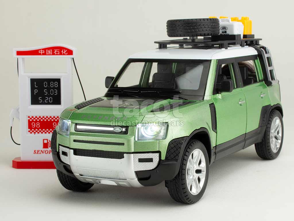 106282 Land Rover Defender Outdoor Edition