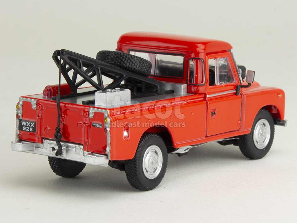 106292 Land Rover 109 Pick-Up Dépanneuse
