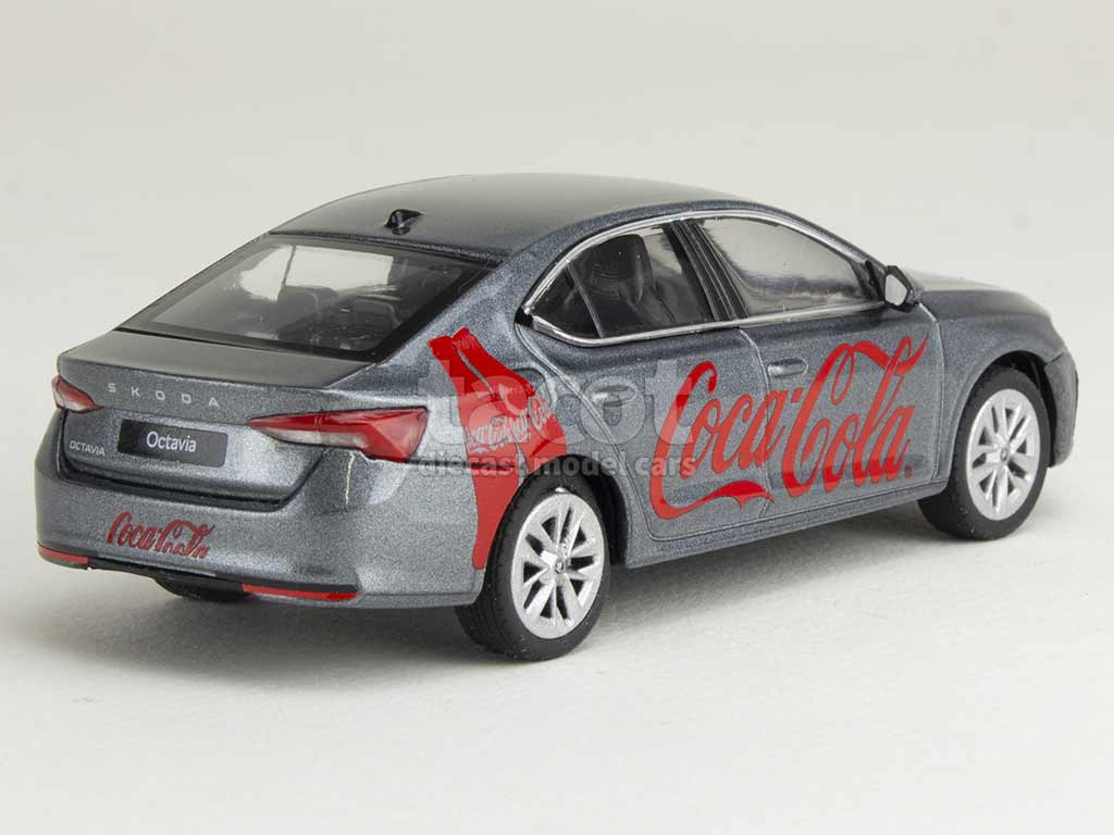 106297 Skoda Octavia IV FL Coca-Cola 2024