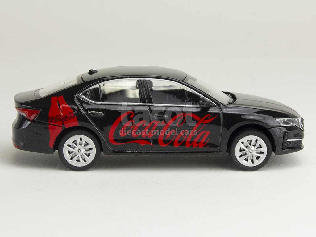 106298 Skoda Octavia IV FL Coca-Cola 2024