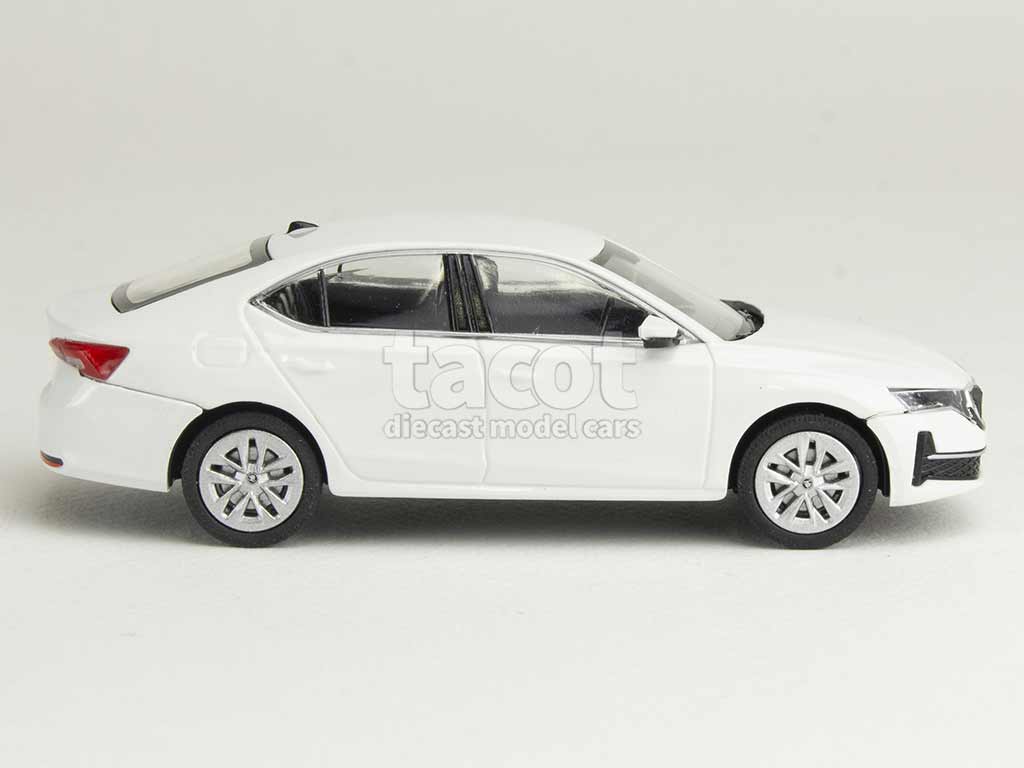 106299 Skoda Octavia IV FL 2024