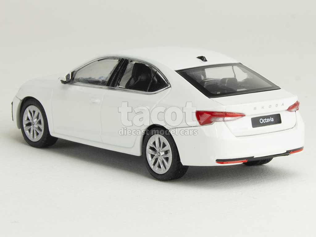 106299 Skoda Octavia IV FL 2024