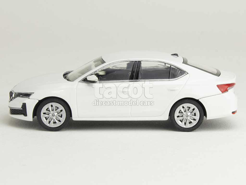 106299 Skoda Octavia IV FL 2024