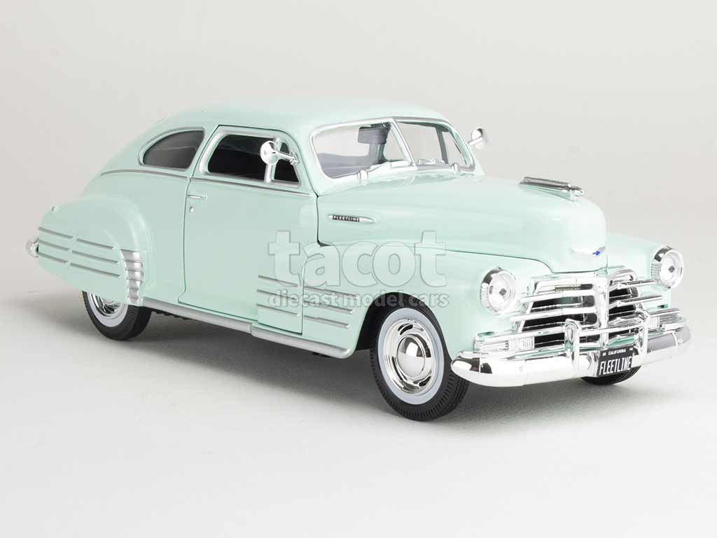 106304 Chevrolet Fleetline Aerosedan 1948
