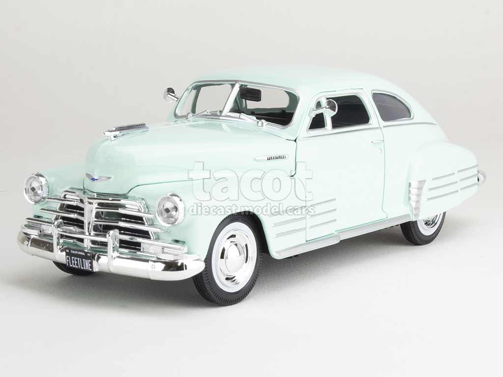 106304 Chevrolet Fleetline Aerosedan 1948