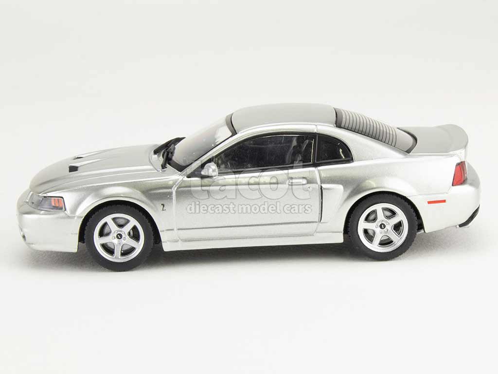 106342 Ford Mustang SVT Cobra 2003