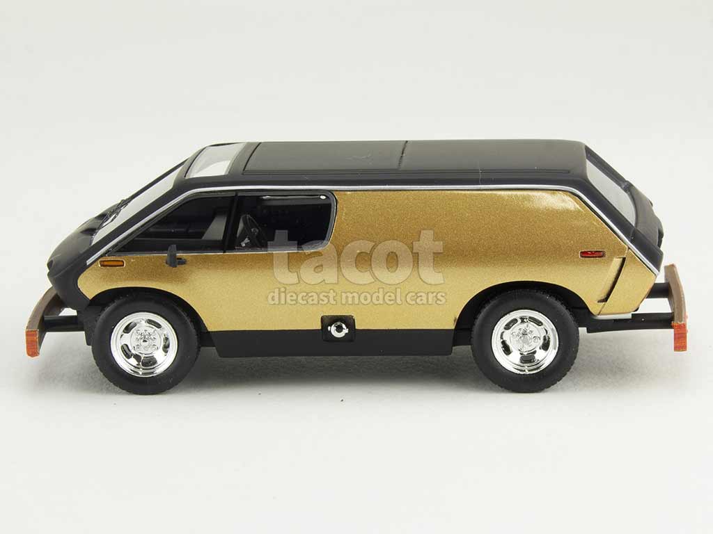 106351 Divers Brubaker Box Van 1972